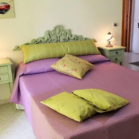 Villa Aladino - Iris * Marano di Napoli